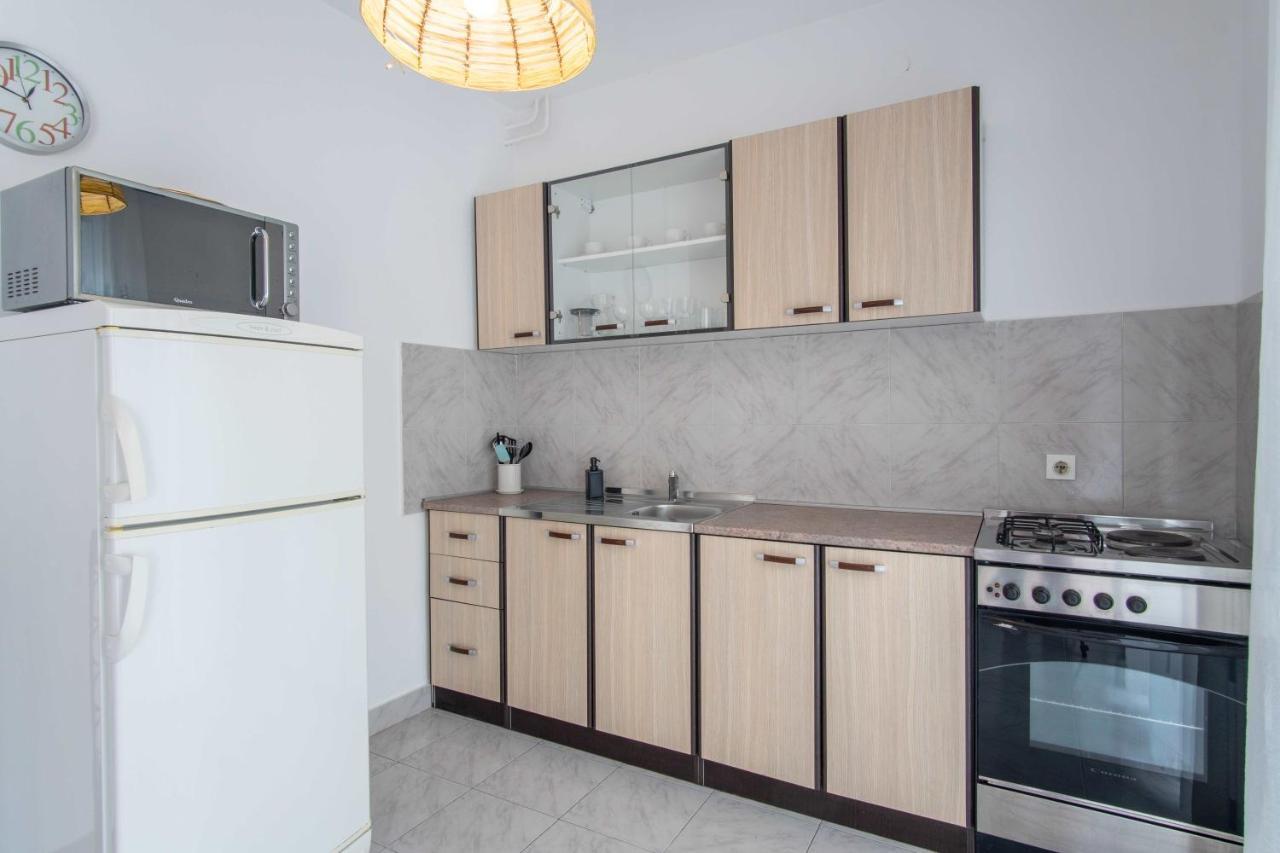 Ostaric Apartment Mandre Exterior photo